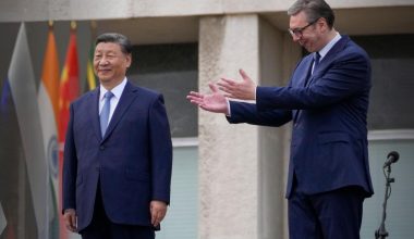 Ο Κινέζος πρόεδρος Σι Τζινπίνγκ πρότεινε στην Σερβία να ενταχθεί στους BRICS!