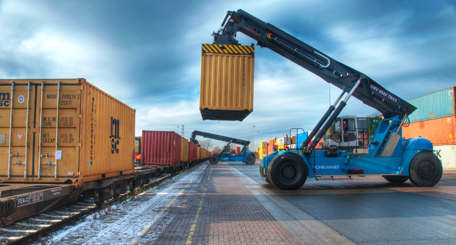 ΥΕΘΑ Ν.Δένδιας: «Η Ελλάδα δεν δίνει όπλα στην Ουκρανία αλλά σε τρίτες χώρες»