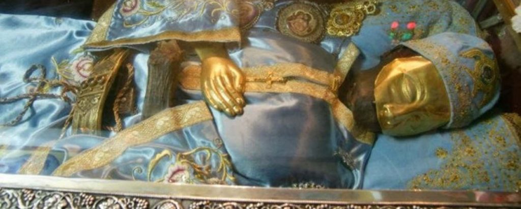 Ο Μητροπολίτης Χαλκίδας ανακοίνωσε την έλευση του δεξιού χεριού του Οσίου Ιωάννη του Ρώσου στο Προκόπι Ευβοίας