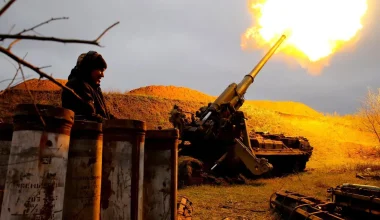 Βολτσάνσκ: Το ρωσικό Πυροβολικό στοχεύει τις ουκρανικές ενισχύσεις (βίντεο)
