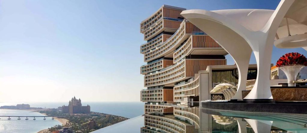 Atlantis The Royal: Το πιο πολυτελές ξενοδοχείο της Μέσης Ανατολής – Πόσο κοστίζει μία βραδιά στη σουίτα του;