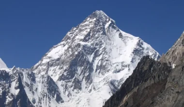 Η μυστηριώδης εξαφάνιση δύο ορειβατών πριν από 100 χρόνια στο Έβερεστ – Τι απέγιναν;