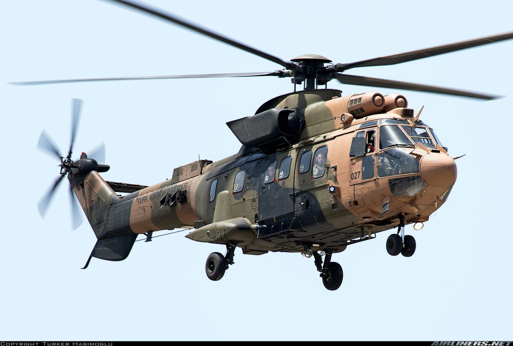 Τουρκία: Στέλνει UAV Bayraktar και ελικόπτερα Cougar στην αναζήτηση του ελικοπτέρου του  Εμπραχίμ Ραΐσι