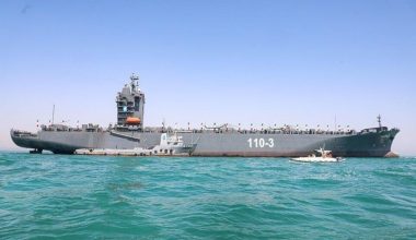 Ιράν: Η ναυαρχίδα των Φρουρών της Επανάστασης επέστρεψε εσπευσμένα από τον Ινδικό Ωκεανό