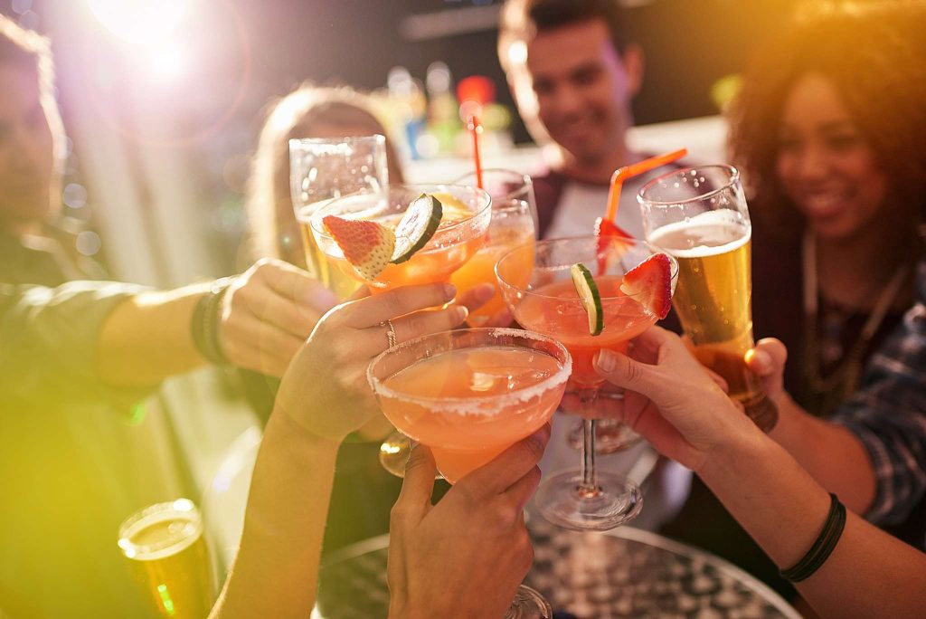 Οι 7+1 μύθοι για το αλκοόλ που έχει καταρρίψει η επιστήμη