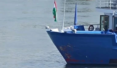 Ουγγαρία: Συγκρούστηκε σκάφος με κρουαζιερόπλοιο στον Δούναβη – Δύο νεκροί και πέντε αγνοούμενοι 