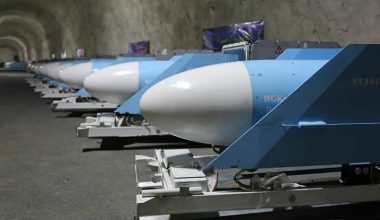 Το Ιράν δηλώνει έτοιμο για μαζικές εξαγωγές πυραύλων και drone