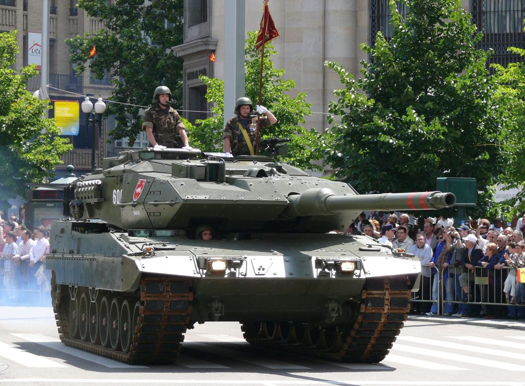 Ισπανία: Ανακοίνωσε νέο πακέτο στρατιωτικού υλικού για την Ουκρανία
