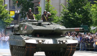 Ισπανία: Ανακοίνωσε νέο πακέτο στρατιωτικού υλικού για την Ουκρανία