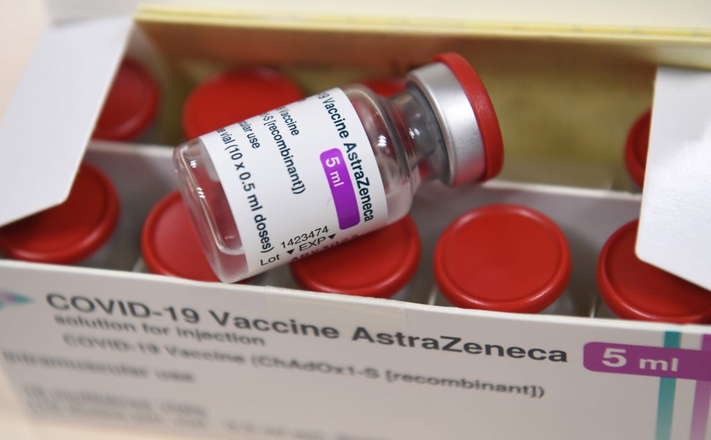 AstraZeneca: «Δεν ήταν πραγματικά δική μας δουλειά να ασχοληθούμε με τα εμβόλια Covid»