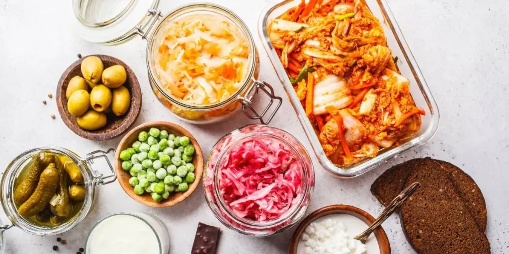 Προβιοτικά: Πώς ωφελούν την υγεία μας και τι πρέπει να προσέχουμε όταν τα παίρνουμε