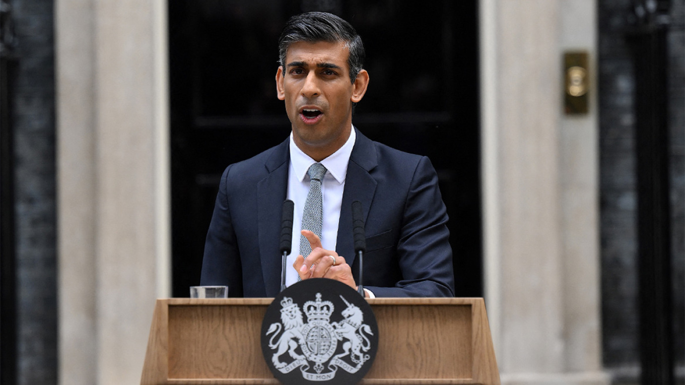 Στα «κάγκελα» οι Τόρις με τις πρόωρες εκλογές του Ρ.Σούνακ: «Μας αιφνιδίασε»