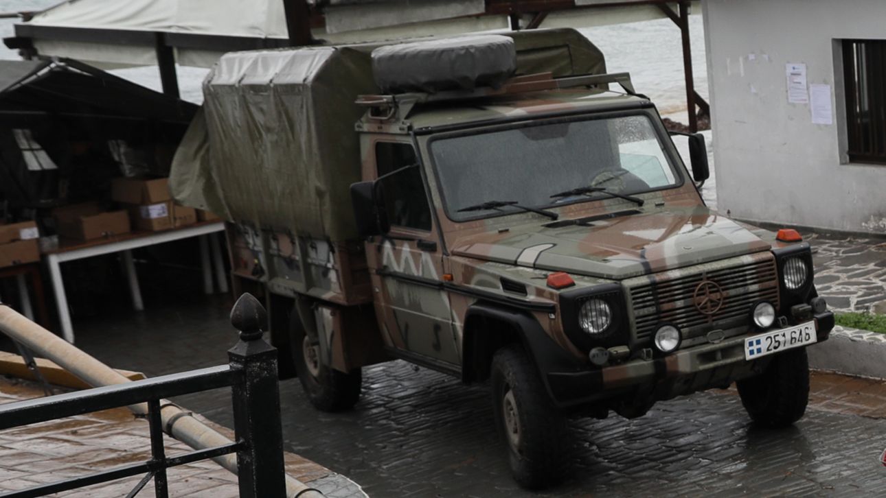 Τροχαίο ατύχημα με στρατιωτικό όχημα τύπου Καναδέζα στη Λήμνο – Στο νοσοκομείο οι 4 επιβαίνοντες