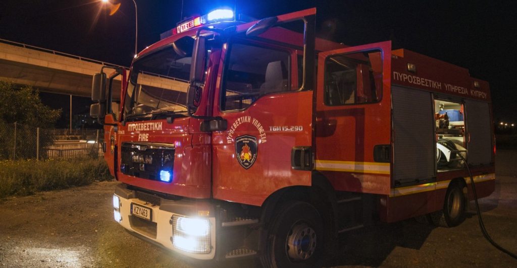 Φωτιά σε διαμέρισμα στη Θεσσαλονίκη – Στο νοσοκομείο με αναπνευστικά προβλήματα ηλικιωμένη
