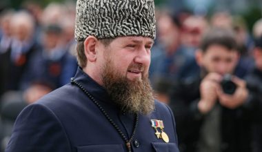 Ρ.Καντίροφ: «Όνειρο μου είναι να βάλουμε τον Β.Ζελένσκι στα μπουντρούμια της Τσετσενίας»