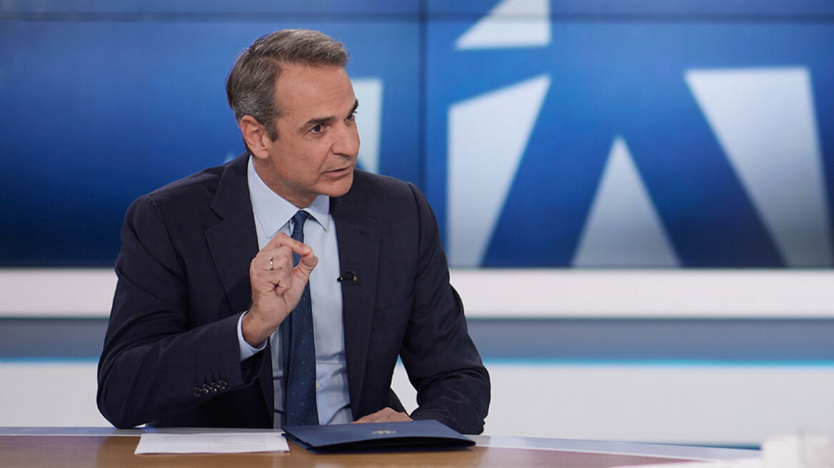 Το γύρισε στα αθλητικά ο Κ.Μητσοτάκης: «Πολύ Έλληνας ο Αντετοκούνμπο» – Οι ευχές στον Ολυμπιακό 