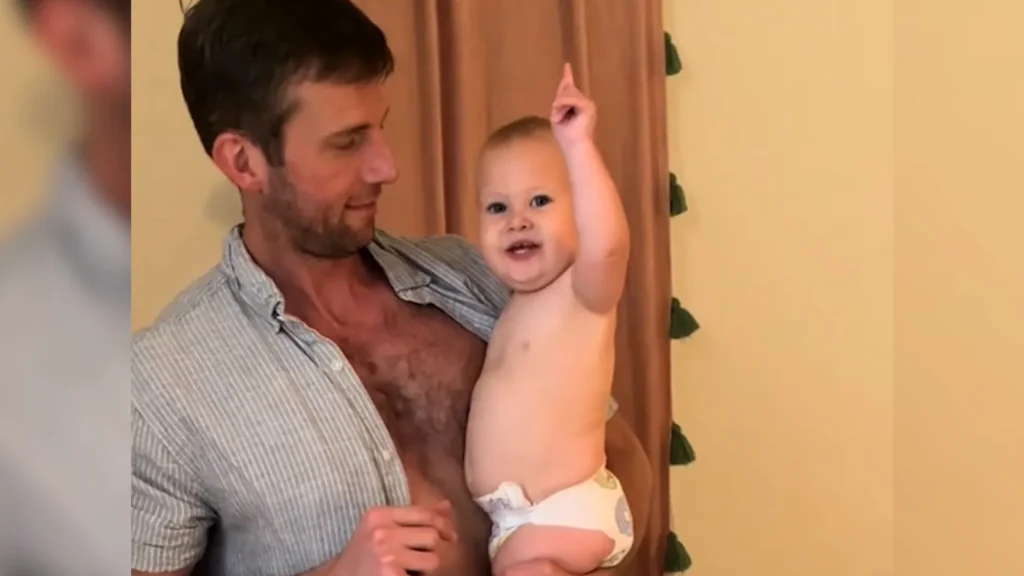 Μωρό θέλει διακαώς να μείνει σε ξενοδοχείο Four Seasons – «Δουλεύει τόσο σκληρά στο γραφείο που το αξίζει» (βίντεο)