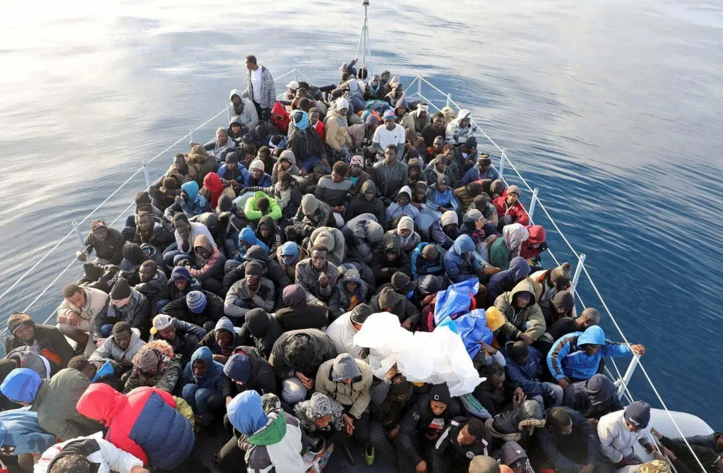 Έρχονται κατά χιλιάδες: Στους 18.000 οι αλλοδαποί που μπήκαν στην  Ελλάδα από την αρχή του έτους λέει η  FRONTEX