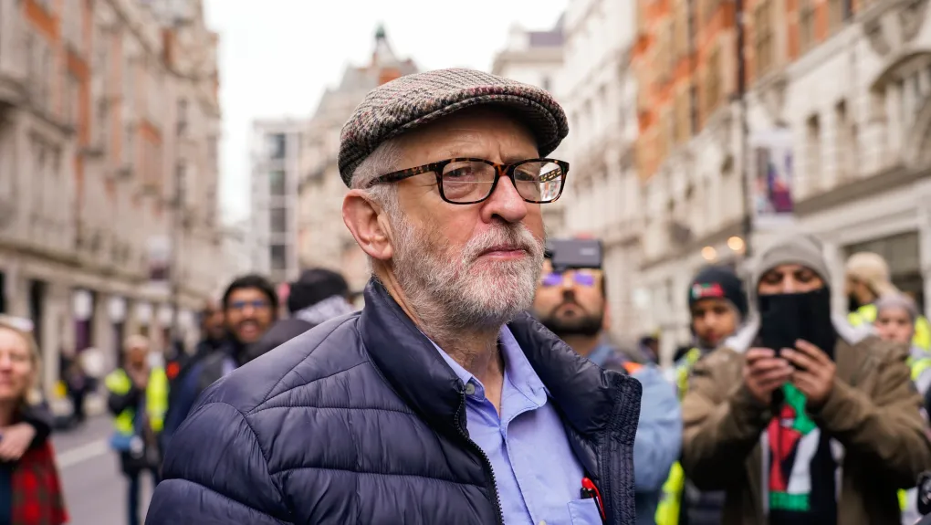 Βρετανία: Κατεβαίνει στις εκλογές ως ανεξάρτητος υποψήφιος ο πρώην αρχηγός των Εργατικών Τζέρεμι Κόρμπιν