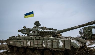 Ντονέτσκ: Ουκρανός στρατιώτης παραδίδει άρμα μάχης στις ρωσικές δυνάμεις (βίντεο)