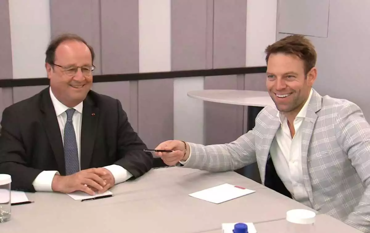 Το viral βίντεο της συνάντηση Σ.Κασσελάκη – Φ.Ολάντ με τα γαλλικά του προέδρου του ΣΥΡΙΖΑ