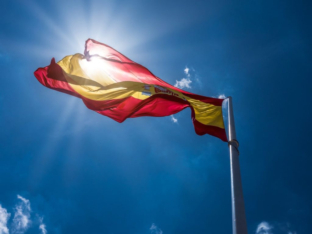 Η Ισπανία απαιτεί από το Ισραήλ να τερματίσει την επίθεση στη Ράφα