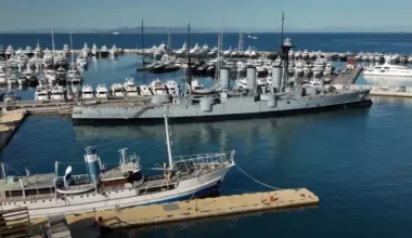Θαλής ο Μιλήσιος: Στο Τροκαντερό το θρυλικό πλοίο 120 ετών που έστρωσε με καλώδια όλο το Αιγαίο