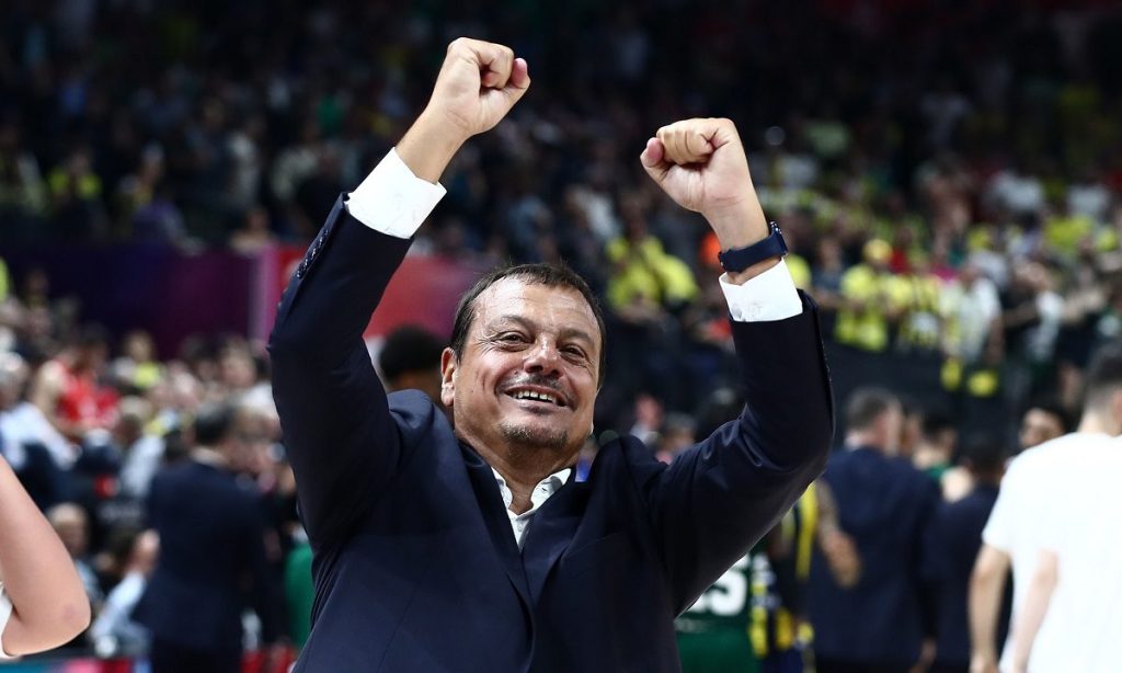 Συγκινημένος ο  Εργκίν Αταμάν: «O πατέρας μου δεν πρόλαβε να με δει πρωταθλητή με τον Παναθηναϊκό»