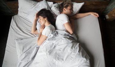 Διαζύγιο ύπνου: Tι ακριβώς είναι η νέα τάση που αποκτά όλο και περισσότερους fans;