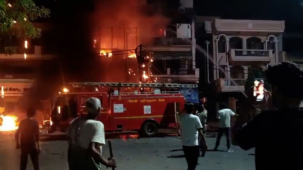 Ινδία: Φωτιά σε νοσοκομείο Παίδων στο Νέο Δελχί – Νεκρά έξι νεογέννητα (βίντεο)