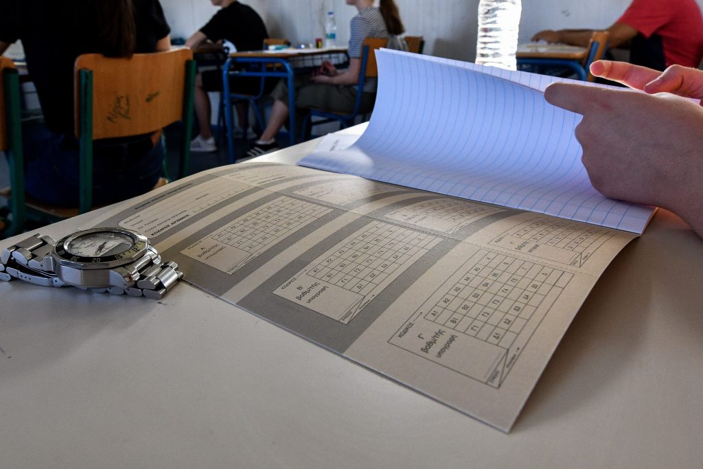 «Πρεμιέρα» για τις Πανελλαδικές εξετάσεις στις 30 και 31 Μαΐου – Το πρόγραμμα για ΓΕΛ και ΕΠΑΛ