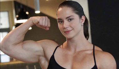 Vladislava Galagan: Η Ρωσίδα bodybuilder που έχει προκαλέσει αίσθηση με την δύναμή της