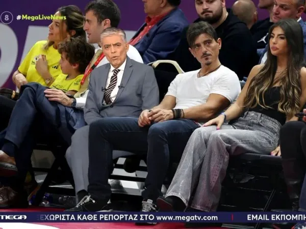 Το έκανε και αυτό ο Ν.Ευαγγελάτος: «Έκατσε» δίπλα στον Δ.Γιαννακόπουλο και την κόρη του