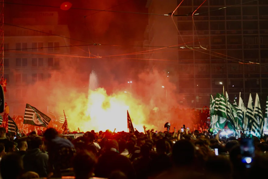 Παναθηναϊκός: «Λαοθάλασσα» στους δρόμους της Αθήνας για τον 7ο ευρωπαϊκό τίτλο!