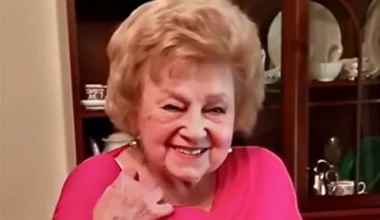 ΗΠΑ: Γιατρός υπεραιωνόβιας γιαγιάς 114 ετών αποκάλυψε το μυστικό της για μακροζωία (βίντεο) 