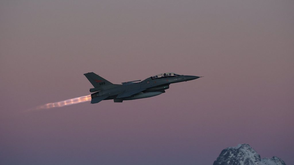 Το Βέλγιο θα παραδώσει μέχρι το 2028 τριάντα μαχητικά αεροσκάφη F-16 στην Ουκρανία