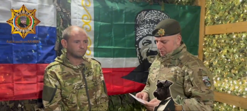 Βίντεο: Ουκρανός στρατιώτης αιχμαλωτίστηκε από τις ρώσικες τσετσενικές δυνάμεις «Αχμάτ» και ζήτησε να μην τον… επιστρέψουν!