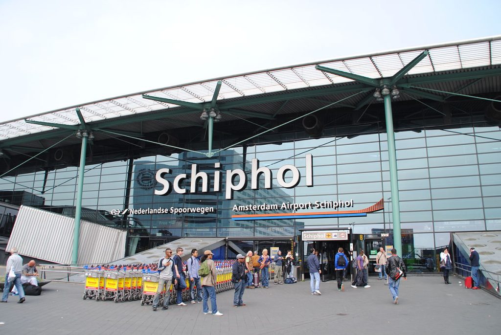 Ολλανδία: Νεκρός άνδρας που έπεσε σε κινητήρα αεροσκάφους στο αεροδρόμιο Schiphol