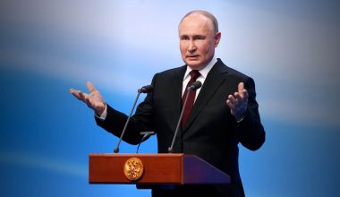 Πανστρατιά κήρυξε ο Β.Πούτιν στην Ρωσία για ολοκληρωτικό πόλεμο: «Όλοι οι Ρώσοι πρέπει να σκέπτονται ότι είναι στην πρώτη γραμμή»