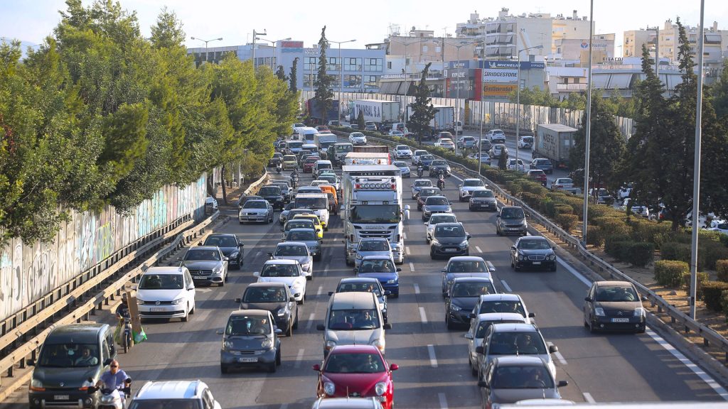 Αυξημένη η κίνηση στους δρόμους της Αττικής – Πού υπάρχει μποτιλιάρισμα (χάρτης) (upd)