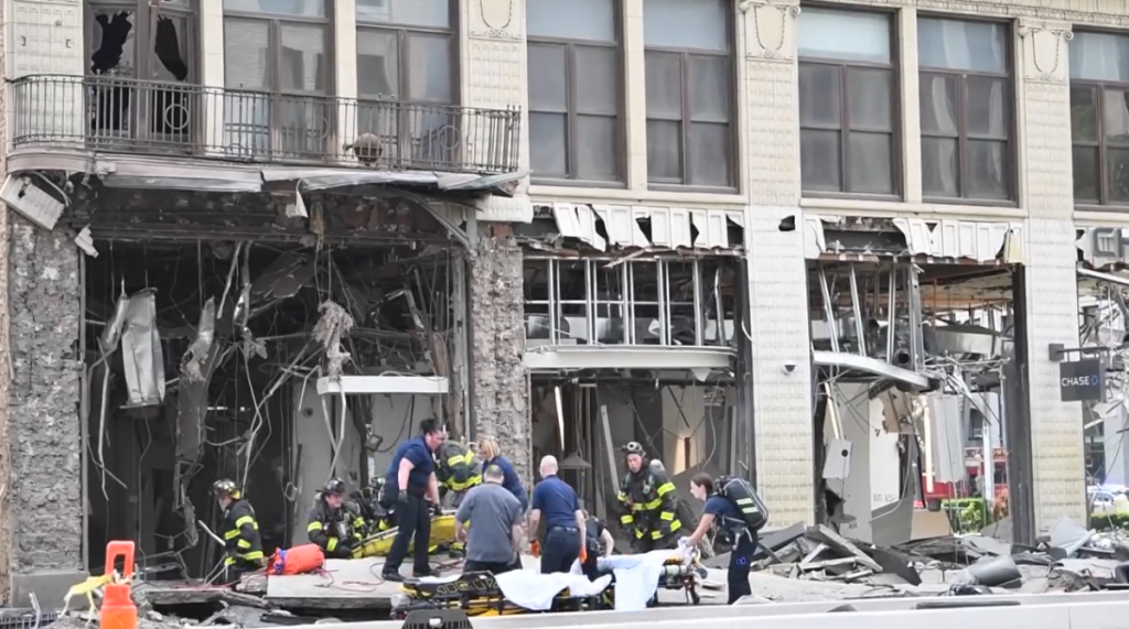 ΗΠΑ: Η στιγμή της τεράστιας έκρηξης σε κτίριο στο Οχάιο – Νεκρός ένας τραπεζικός υπάλληλος (βίντεο)