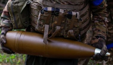 Περισσότερες συνεισφορές για πυρομαχικά προς την Ουκρανία θα επιδιώξει η Τσεχία