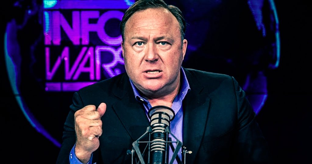 Άλεξ Τζόουνς για απόφαση ΗΠΑ: «Αυτοί οι άνθρωποι είναι παρανοϊκοί – Μας οδηγούν σε πόλεμο με τη Ρωσία»