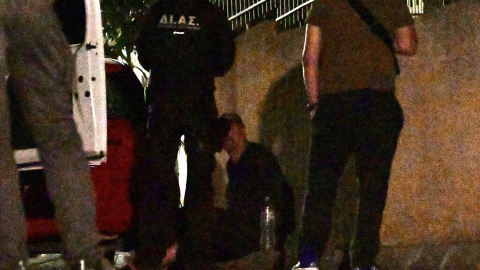 Λιόσια: Στο σπίτι που βρέθηκε απανθρακωμένος ο πατέρας του ο 57χρονος παρουσία εισαγγελέα – Τα πρώτα συμπεράσματα