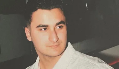 Ξάνθη: Θλίψη στην κηδεία του 20χρονου Αλέξανδρου που έχασε τη ζωή του σε τροχαίο – «Έφυγες λεβέντη μας άδικα»