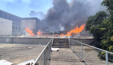 Ιερουσαλήμ: Φωτιά κοντά στο Κοινοβούλιο και το Μουσείο του Ισραήλ – Άγνωστη η αιτία (βίντεο)