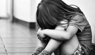 Φρίκη στο Ηράκλειο: Κοριτσάκι 2,5 ετών βρέθηκε κακοποιημένο – Στο «στόχαστρο» η μητέρα και ο σύντροφός της