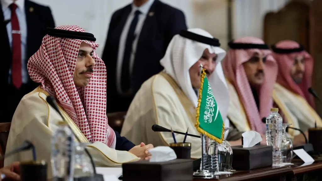 Η Σαουδική Αραβία θα απέχει από την κατά φαντασίαν «σύνοδο για την ειρήνη στην Ουκρανία» που θα διεξαχθεί στην Ελβετία