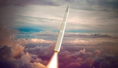 Πρόβα Γ’ ΠΠ: Οι ΗΠΑ ανακοίνωσαν αιφνιδιαστική εκτόξευση δύο διηπειρωτικών πυραύλων (ΙCBM) με πολλαπλές πυρηνικές κεφαλές!