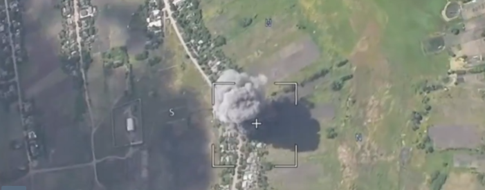 Ο ρωσικός Στρατός επιτέθηκε στις ουκρανικές ένοπλες δυνάμεις στο Λουγκάνσκ (βίντεο)